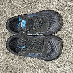 Black and Blue Toddler sz7 New Balance....worn once!!!